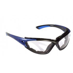 Protective glasses with clear anti-fog polycarbonate lens