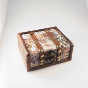 Woodden box for tattoo machine